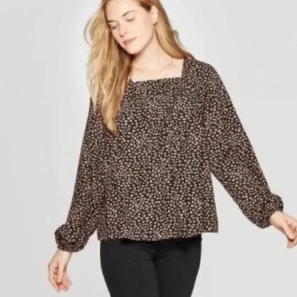 Universal Thread Floral Square Neck Blouse black and pink size large - Picture 1 of 6